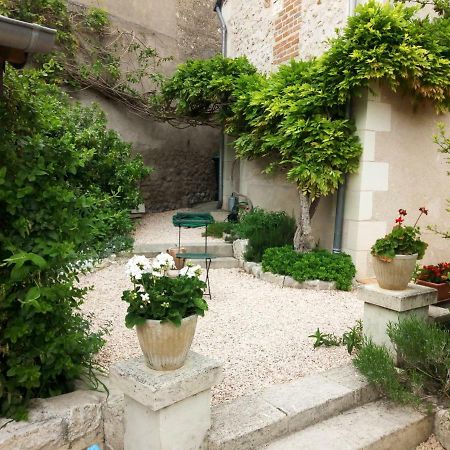 Le Petit Jardin Yoyo Hotel Monts Exterior foto