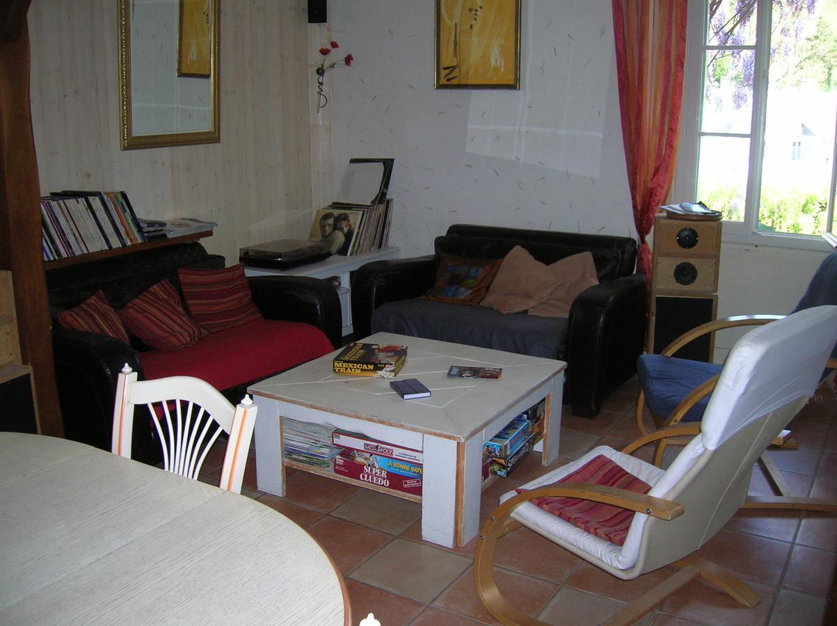Le Petit Jardin Yoyo Hotel Monts Exterior foto
